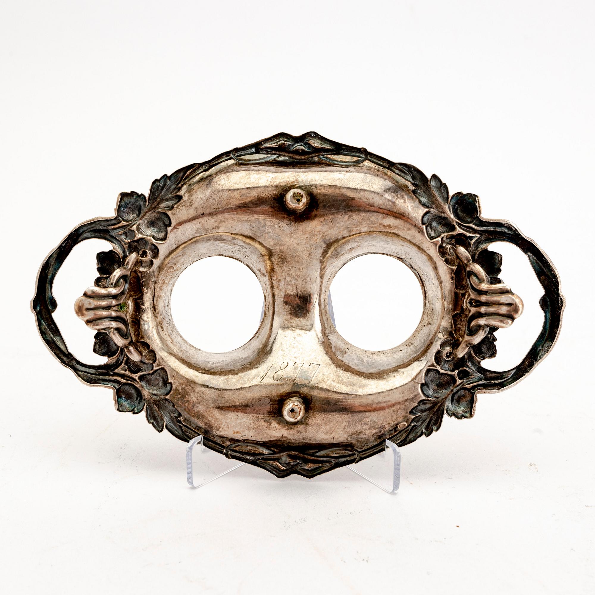 Skrivställ nyrokoko daterat 1877 silver.