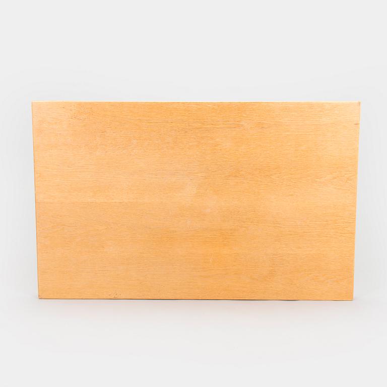 Alvar Aalto, Pöytä, malli 81B, Artek, 2000-luku.