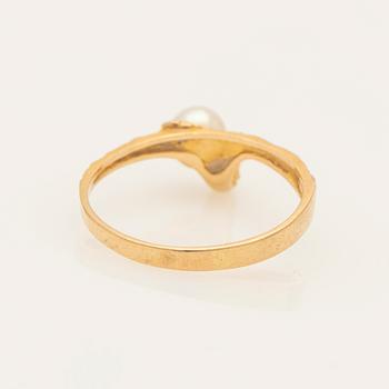 Björn Weckström, ring, 18K with cultured pearl, Lapponia, Finland.