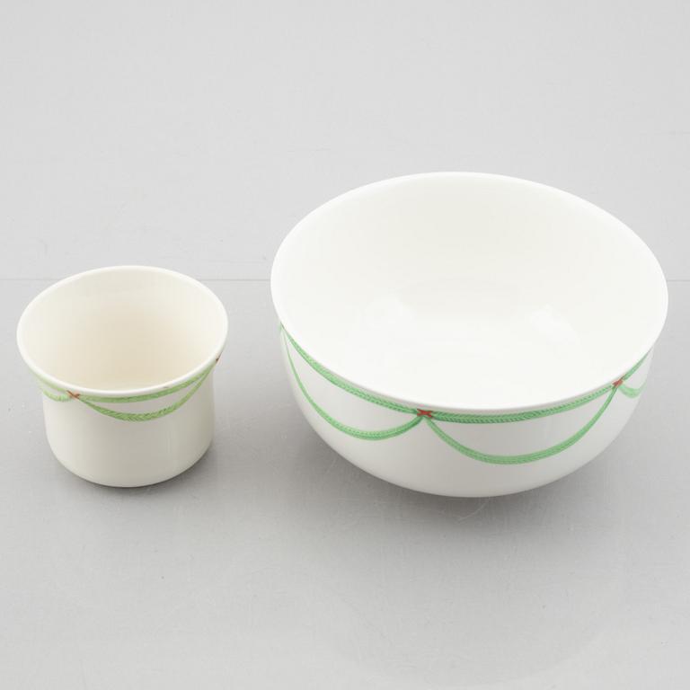 Julservis, 62 delar, porslin, "God Jul", Rörstrand/old Gustavsberg.