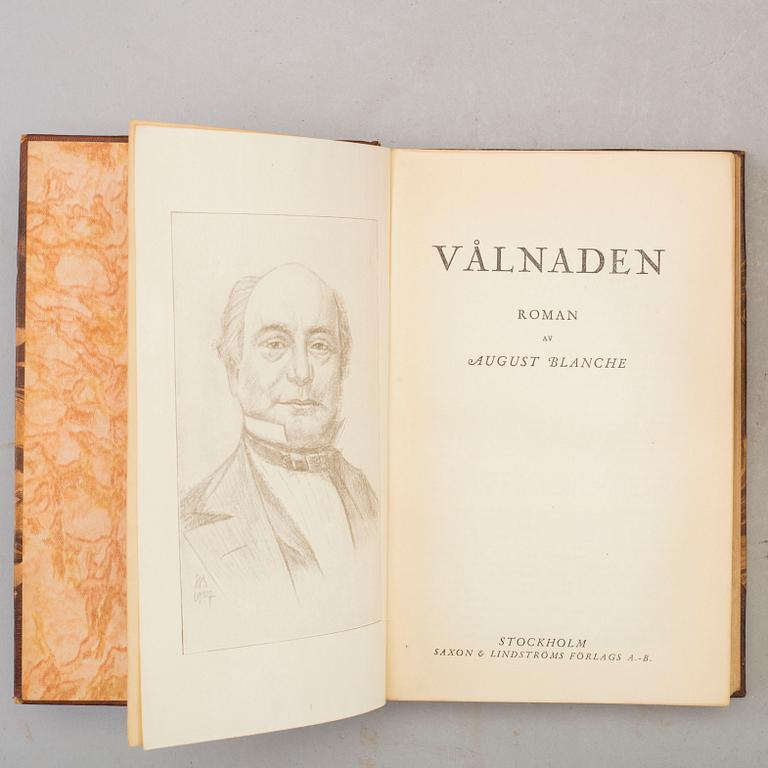 A set of 36 20th century books.
