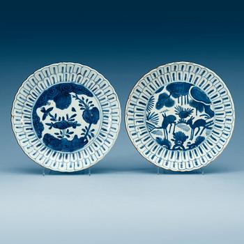 1846. A set of eight blue and white kraak dishes, Ming dynasty, Wanli (1572-1620).