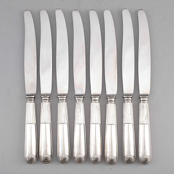 MATKNIVAR, 12 st, silver, Johan Petter Grönvall, Stockholm 1832. Vikt med stålblad ca 900 g.