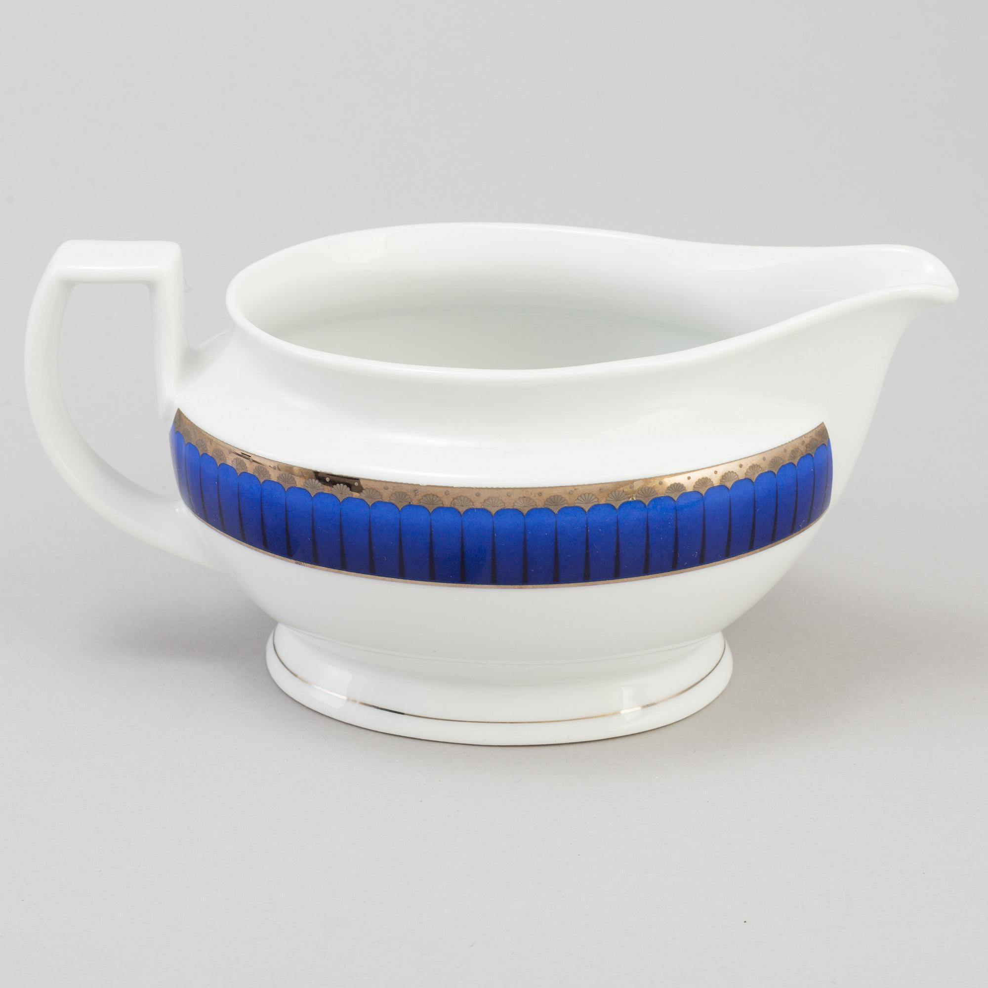 A set of 93 p, tableware. "Christineholm" or "Marianne Royal Blue", Millennium, design Sigvard Bernadotte, 21th century.