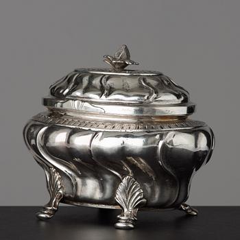 SOCKERSKRIN, av Johan Andersson Starin, mästare i Stockholm 1723-56, rokoko.