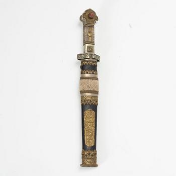 A Tibetan knife, from around the year 1900.