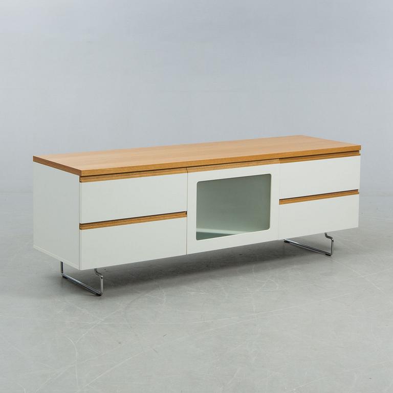 TVBÄNK, Amy, Anne Krook för Horreds möbler, 2000-tal.