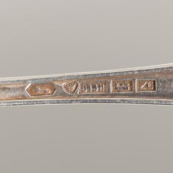 TE- OCH KAFFESKEDAR, 6+6 st, silver, Chippendale, Tavastehus 1953-1968. Vikt ca 188 g.