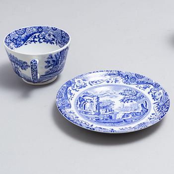 Eight 'Spode's Italian' tea cups and saucers, England.