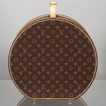 HATTASK, "Boite Chapeaux Ronde", Louis Vuitton.