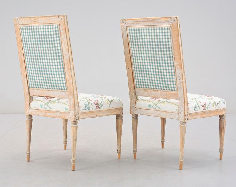 STOLAR, ett par, gustavianska, 1700-talets slut.