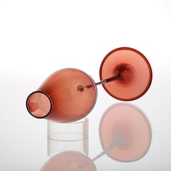 A Nils Landberg glass goblet, Orrefors.