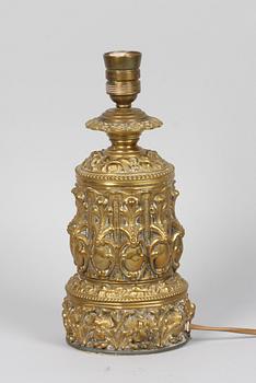 BORDSARMATUR, mässing, nyrenässans, sent 1800-tal.