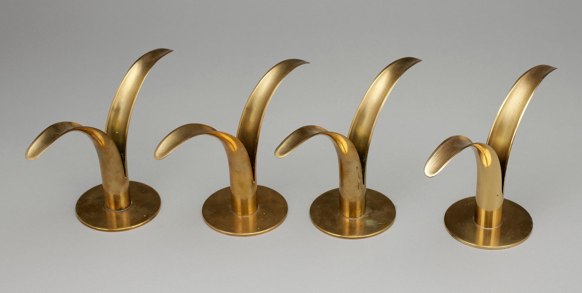 LJUSSTAKAR, 4 st, mässing, "Liljan", Ivar Ålenius Björk för Ystad-Metall, 1900-tal.