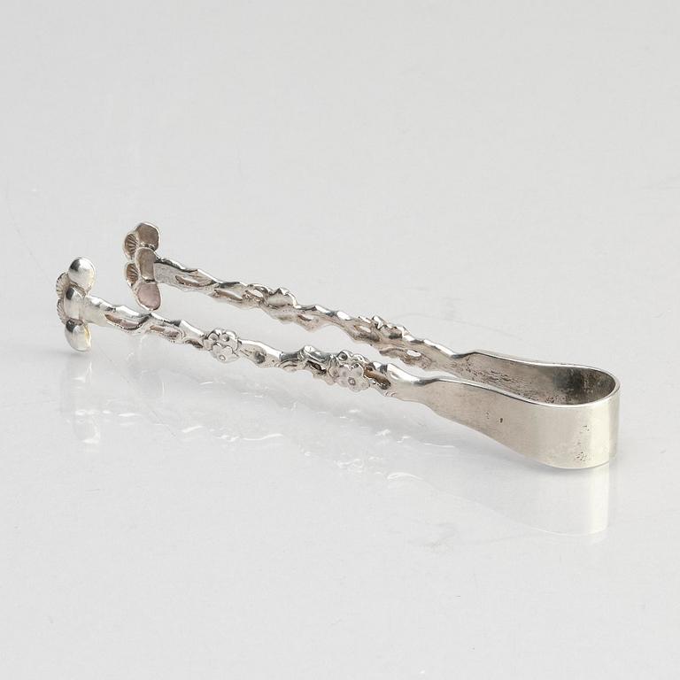 Teservis, fyra delar, silver. Hung Chong & Co, Shanghai, 1900-tal.