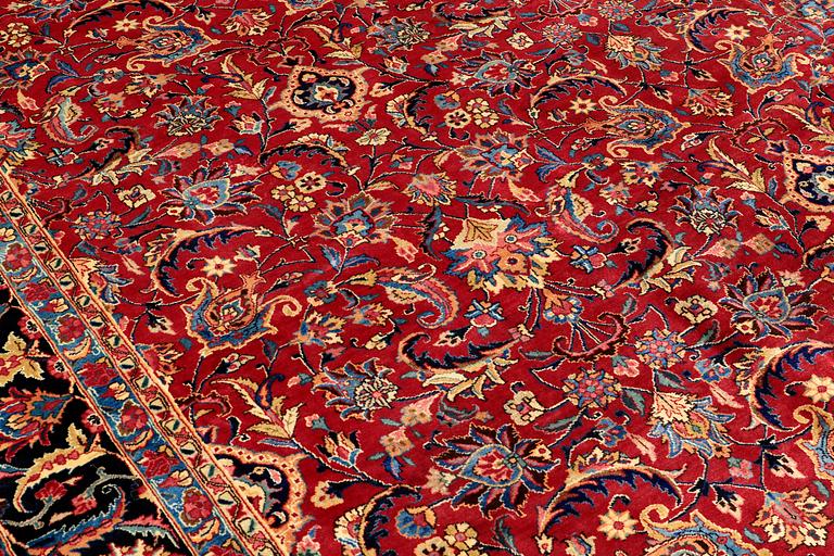A CARPET, Mashad, 383 x 294 cm.