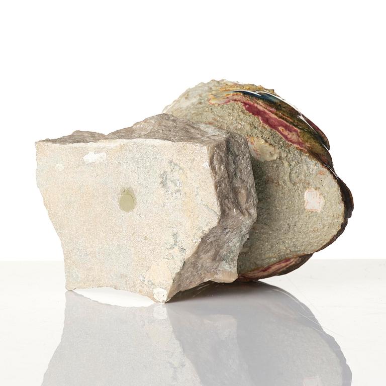 Tyra Lundgren, a stoneware sculpture of a bird, own studio, Bredkvie, Gotland.