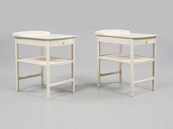SÄNGBORD, ett par, "Birgitta", Carl Malmsten. Bodafors, 1900-talets andra hälft.