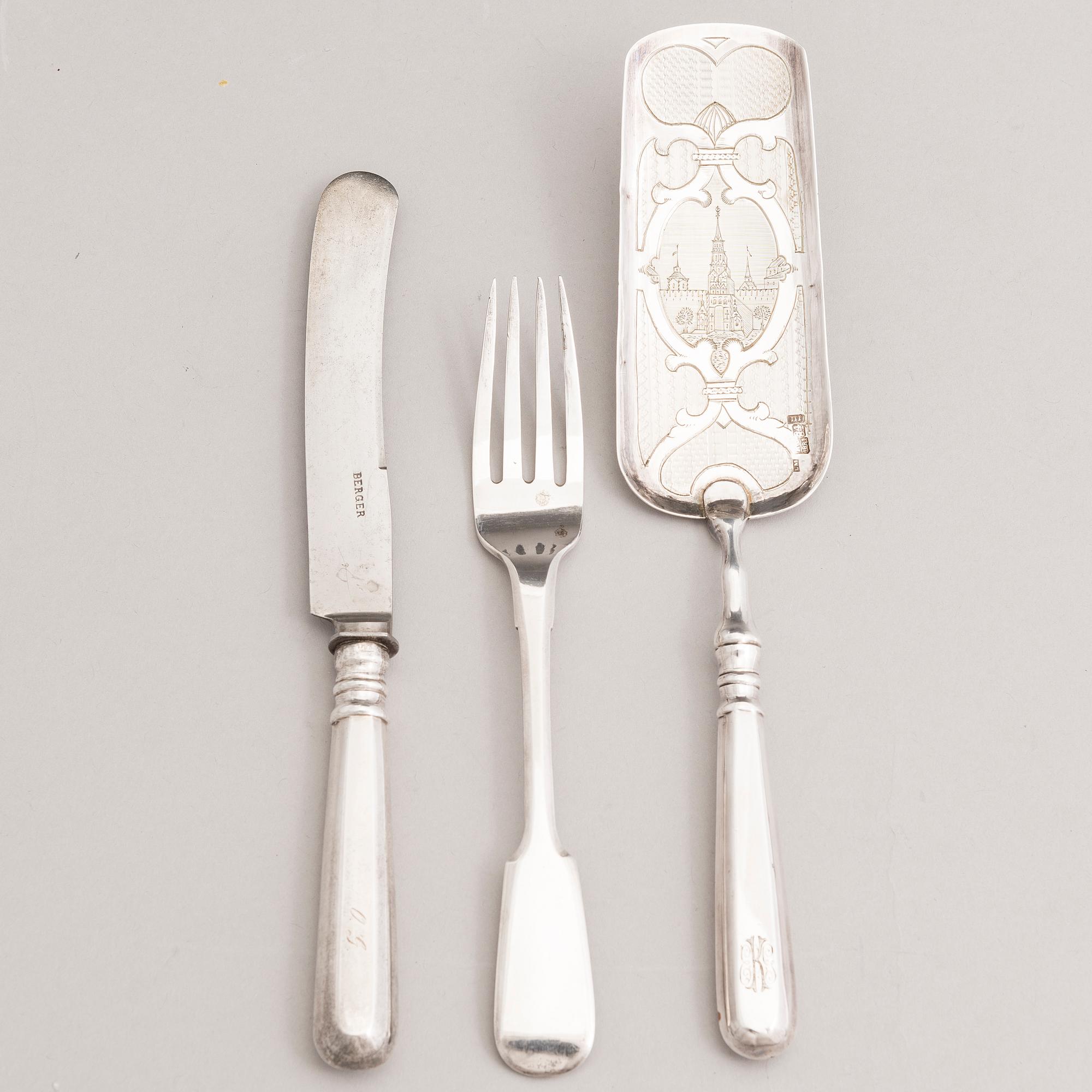 LEOPOLD MICHELSEN, A silver cake server and a knife and fork, Tallinn 1879-81.