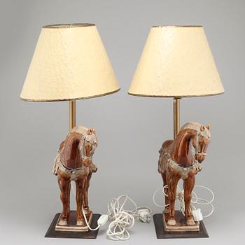 A pair of late 20th century table lamps.