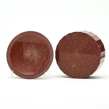 A SWEDISH EMPIRE 19TH CENTURY PORPHYRY BUTTER BOX.