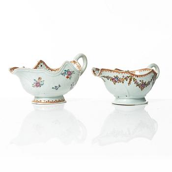 Two Chinese famille rose porcelain sauce boats, Qing dynasty, Qianlong (1736-95).
