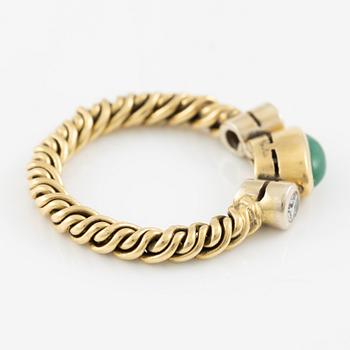 Pomellato, ring, 18K gold with cabochon-cut emerald and brilliant-cut diamonds.