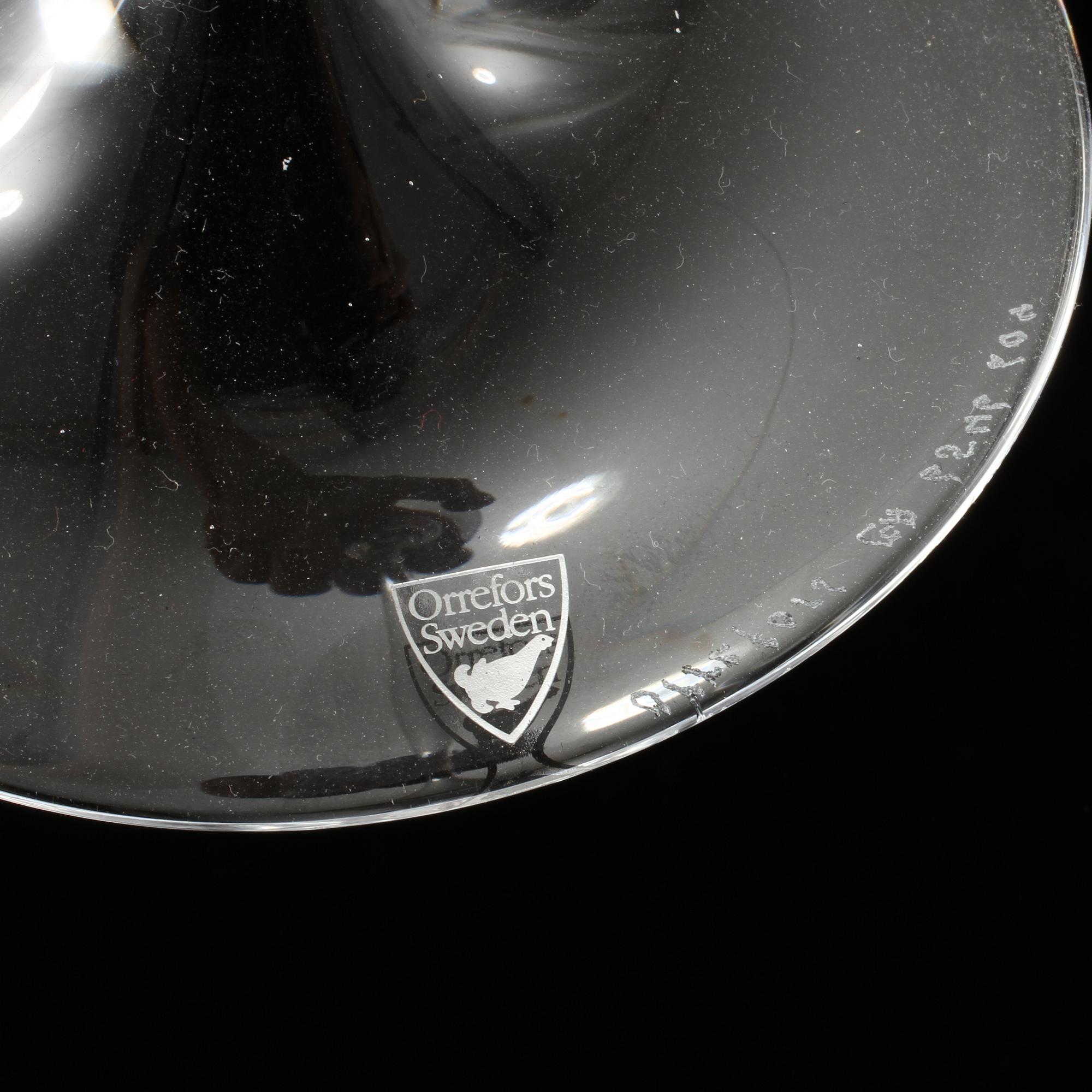 LJUSSTAKAR, ett par, glas och silver, "Amor Vincit Omina", Efva Attling, Orrefors,