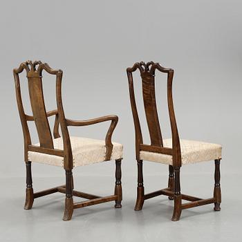 MATSALSGRUPP, 14 stolar samt bord. Bonad björk, omkring 1920.