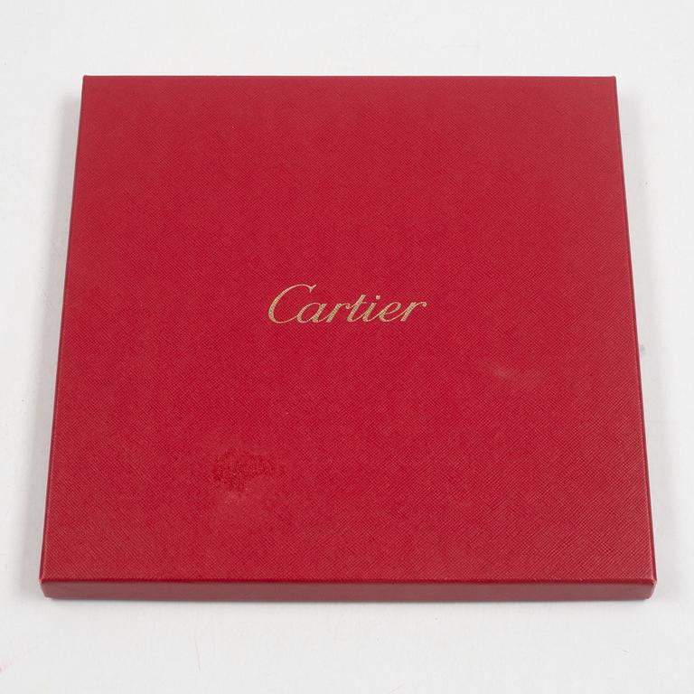 Cartier, scarf.