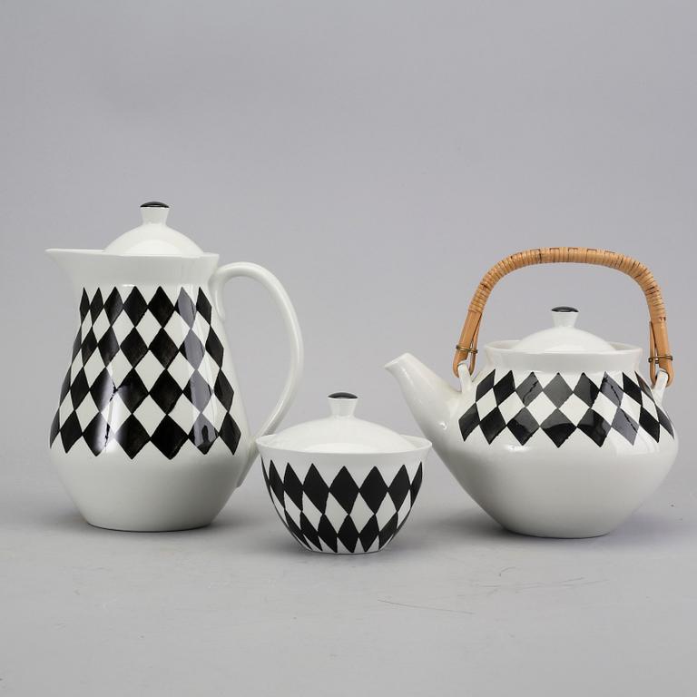 Karin Björquist, a Gustavsberg 'Svart Ruter' service (28 pc).