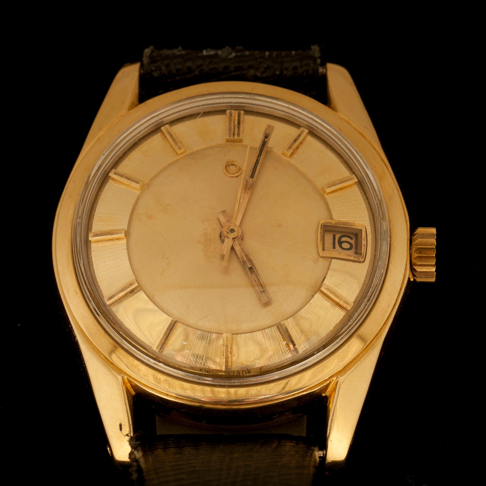 HERR ARMBANDSUR, Certina DS, guld 18K. Original etui. 1970-tal.