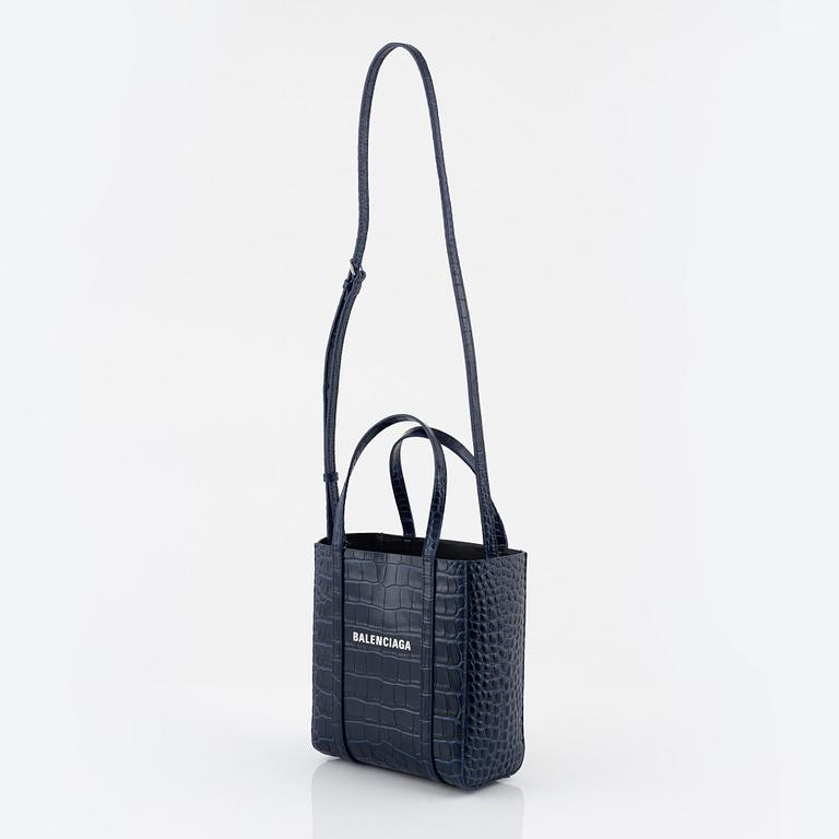 Balenciaga, "Everyday Tote".