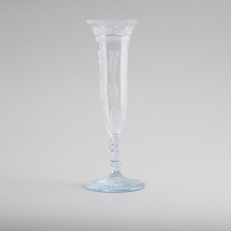 VAS, glas, Simon Gate, Orrefors, 1920-tal.