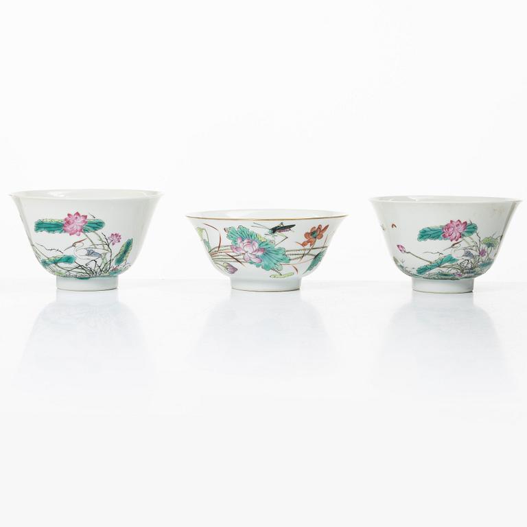 Three porcelain cups, China, 20th century.
