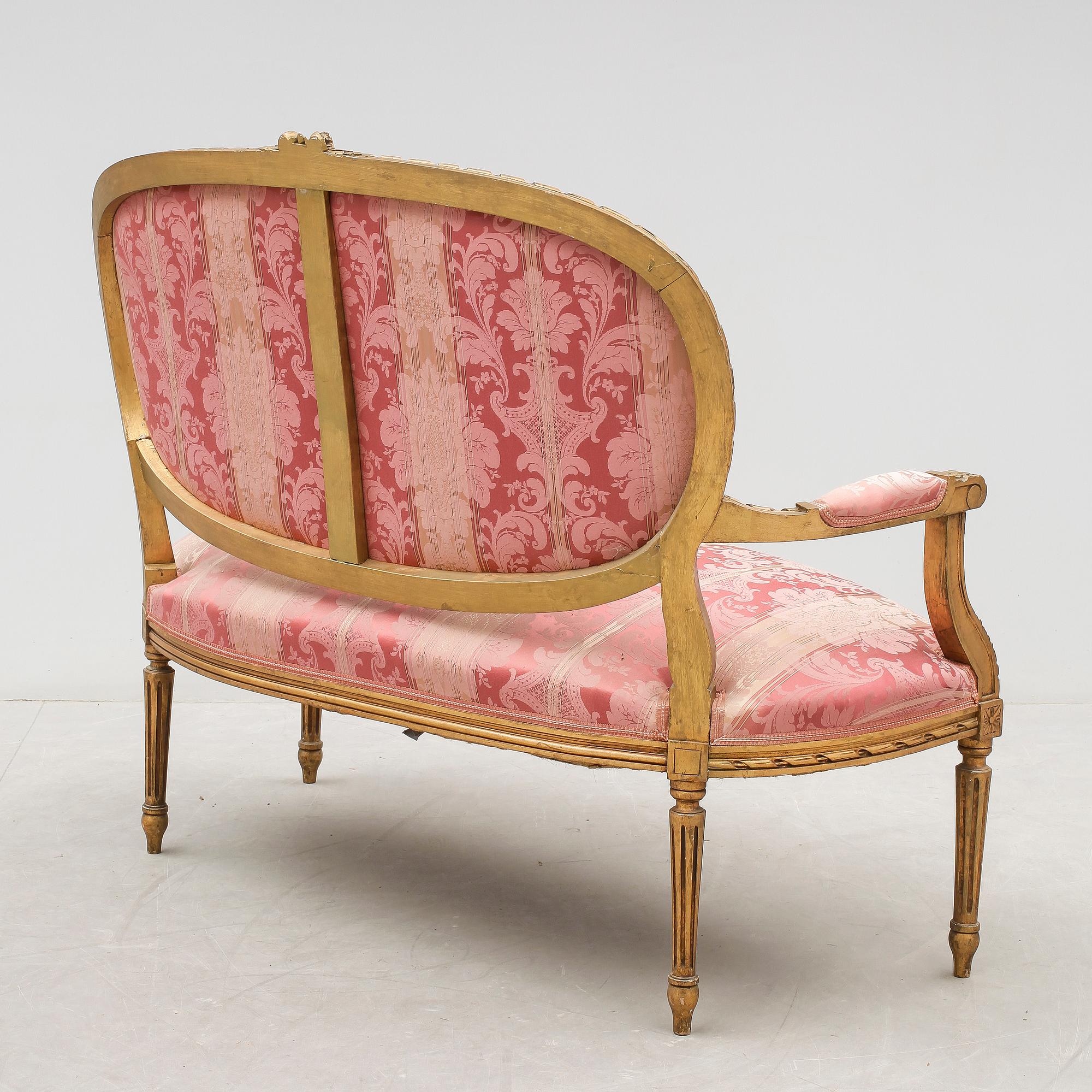 SOFFA, Louis XVI-stil, omkring sekelskiftet 1900.