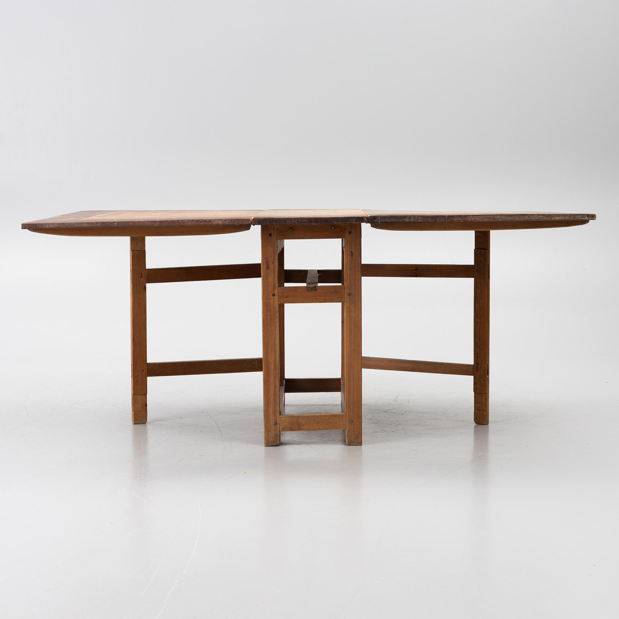 Drop-leaf table, 19th century.