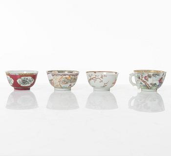 Koppar, åtta stycken, porslin. Qingdynastin, 1700-tal.