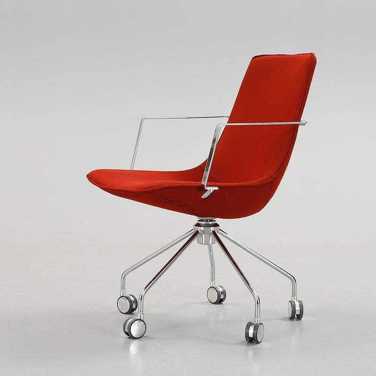 KARMSTOL, "Comet Fivestar" (låg rygg), Gunilla Allard, Lammhults, 2010.