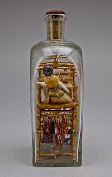 FLASKA MED SJÖMANSARBETE, 1800-tal.