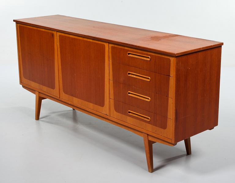 SIDEBOARD, 1900-talets andra hälft.