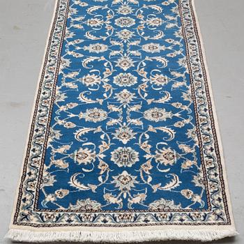 GALLERIMATTA, Nain, ca 245 x 76 cm.