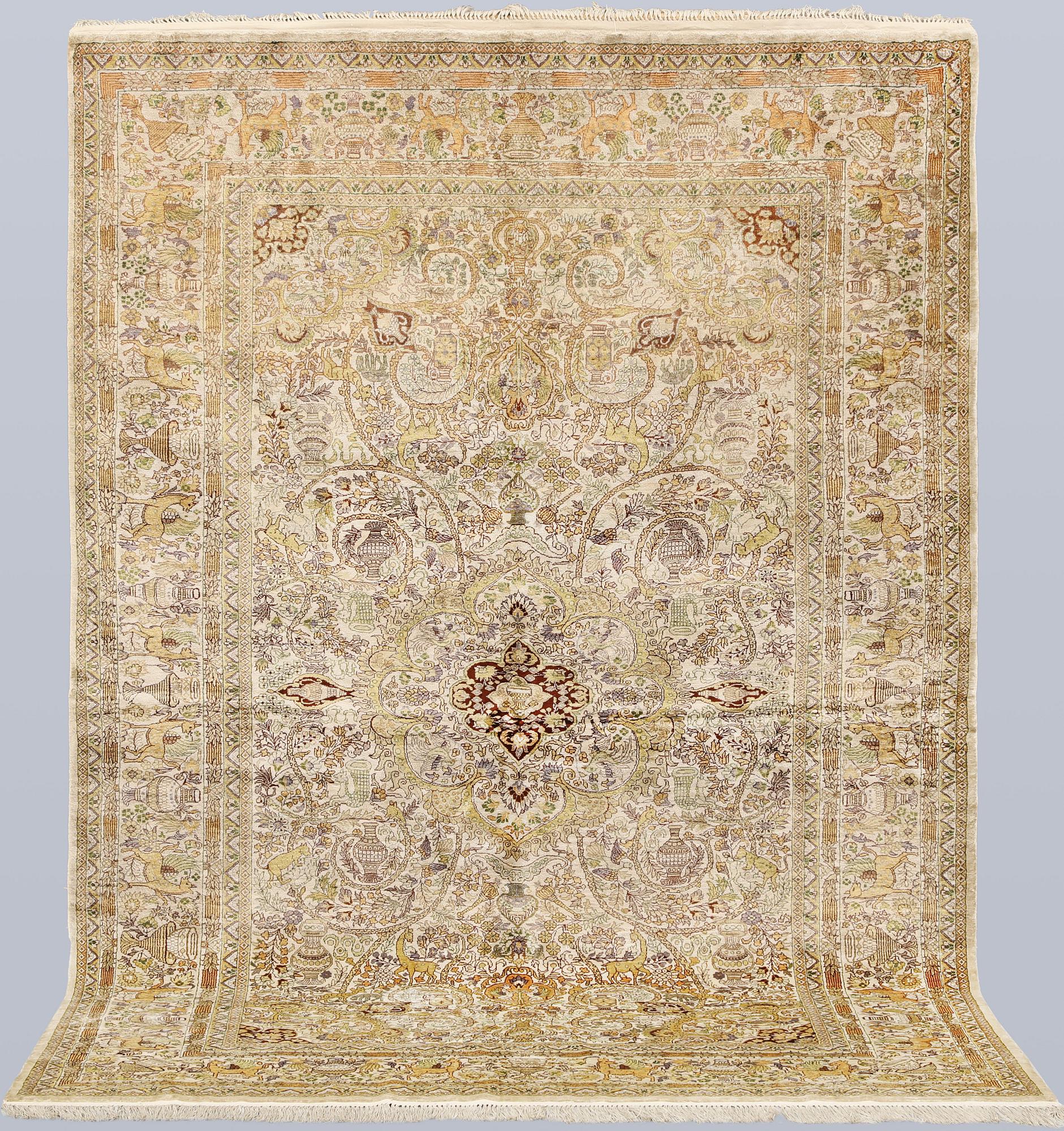 Matta, orientalisk old, silke, ca 202 x 123 cm.