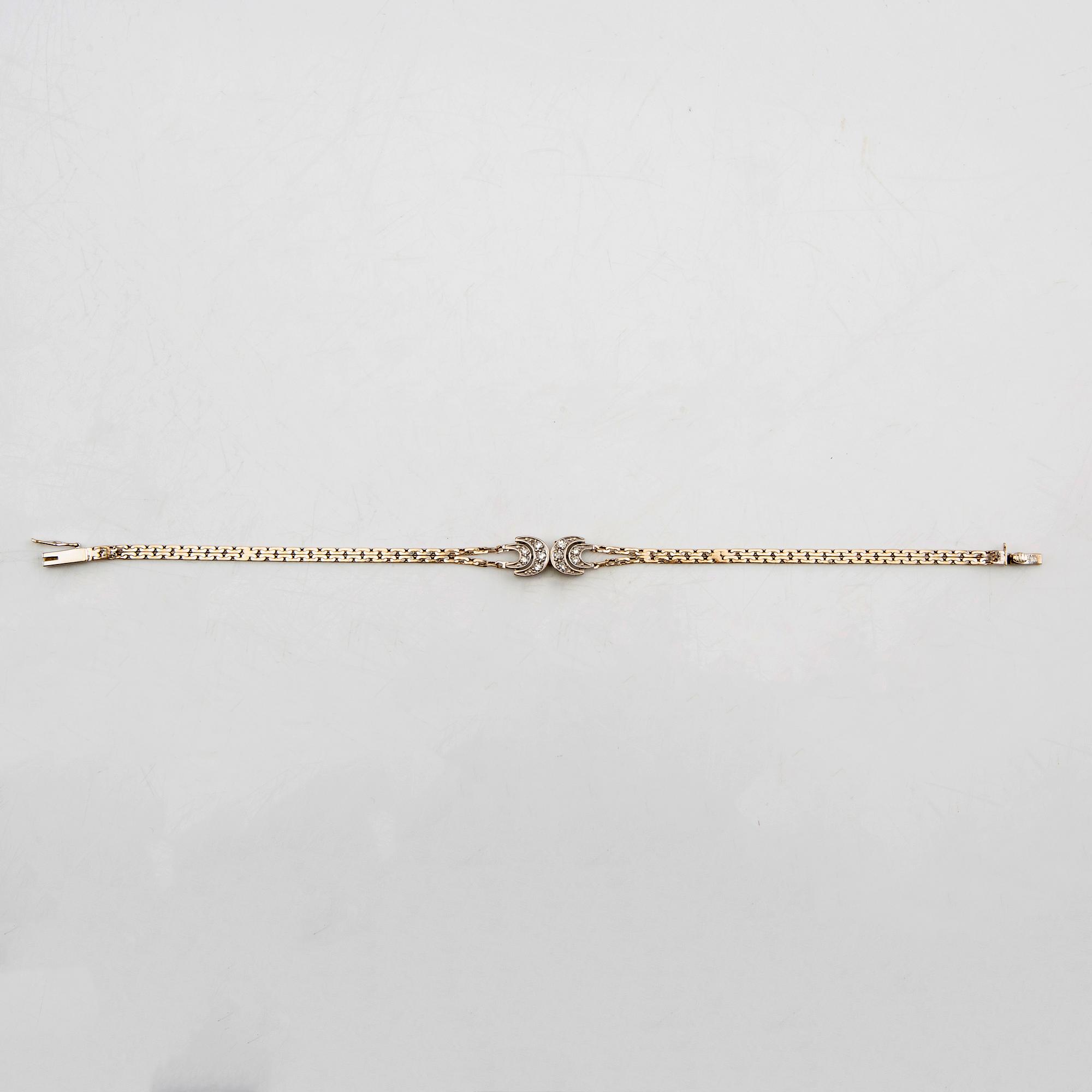 Bracelet 18K white gold with diamonds.