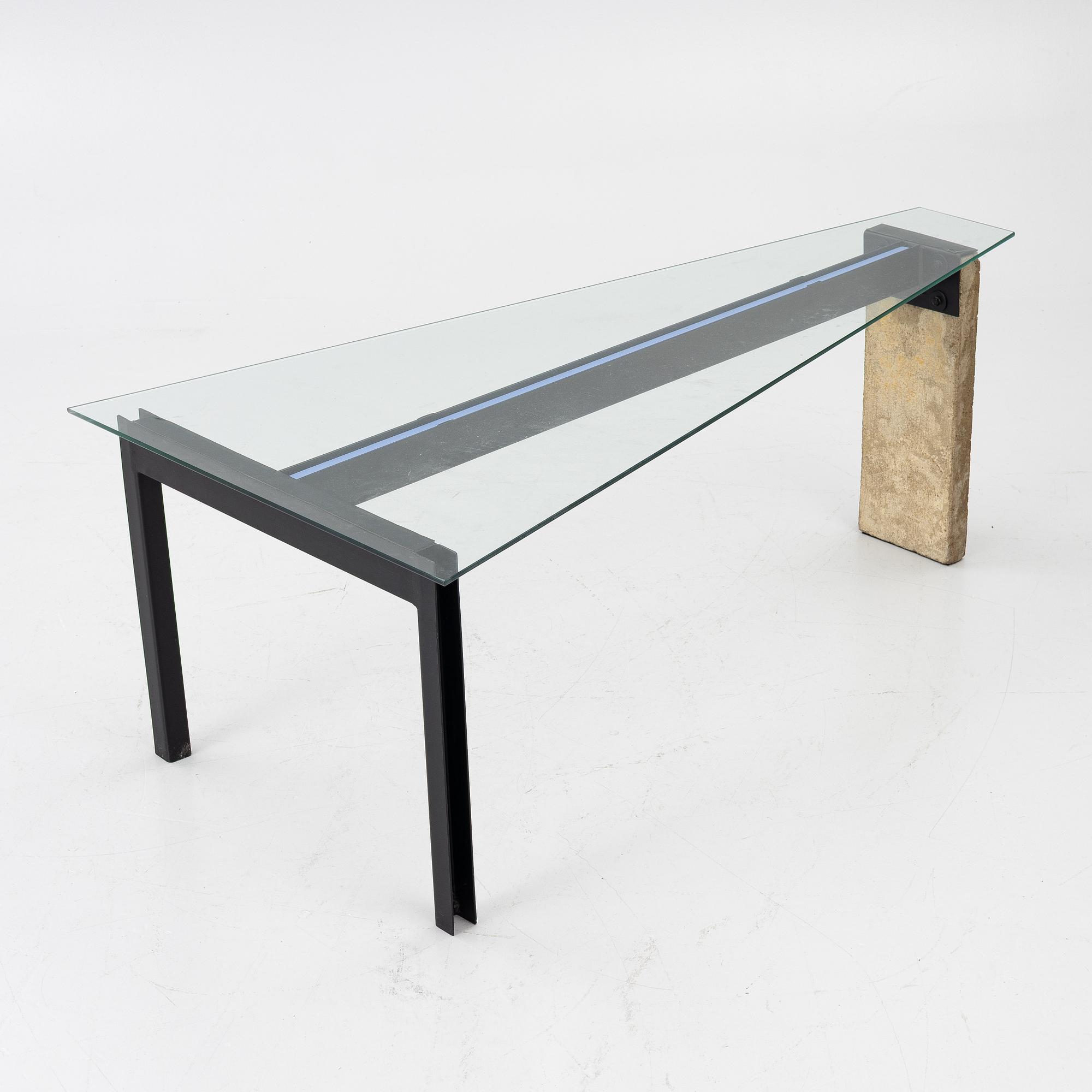 Jonas Bohlin, Soffbord "Concrete", Källemo.