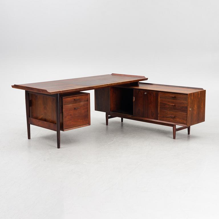 Arne Vodder, skrivbord med sideboard, Sibast Möbler, Danmark, 1960-tal.