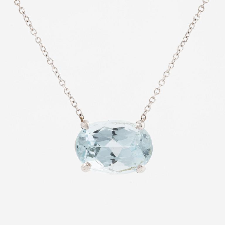 Necklace, 18K white gold with oval-cut aquamarine.