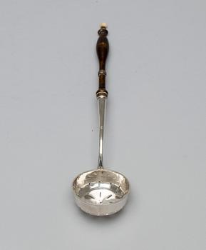 STRÖSKED, silver, Weis, omkring ca 1800. Vikt va 40 g.