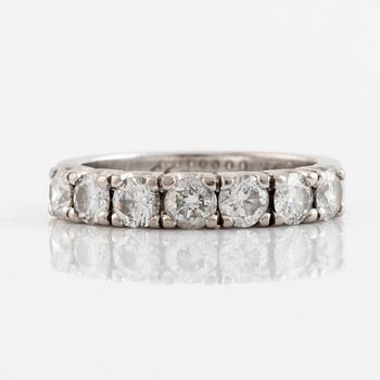 A WA Bolin 18K ring set with round brilliant-cut diamonds.