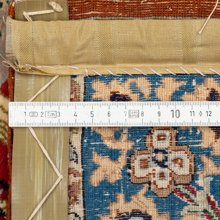 Rug, Isfahan, Old, approx. 150 x 105 cm.